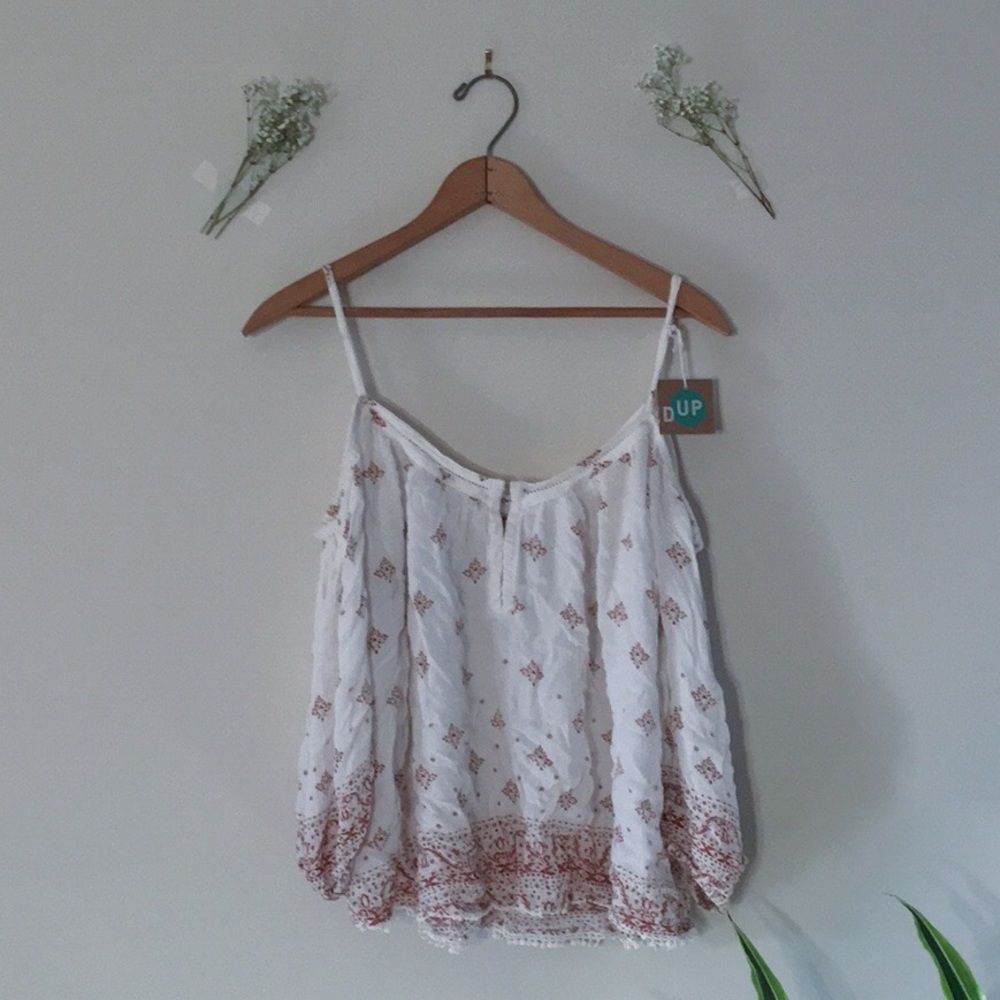 URBAN OUTFITTERS OFF THE SHOULDER BLOUSR